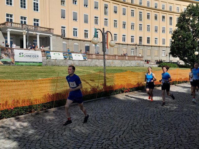 13. Hospiz-Spendenlauf Kliniken Erlabrunn